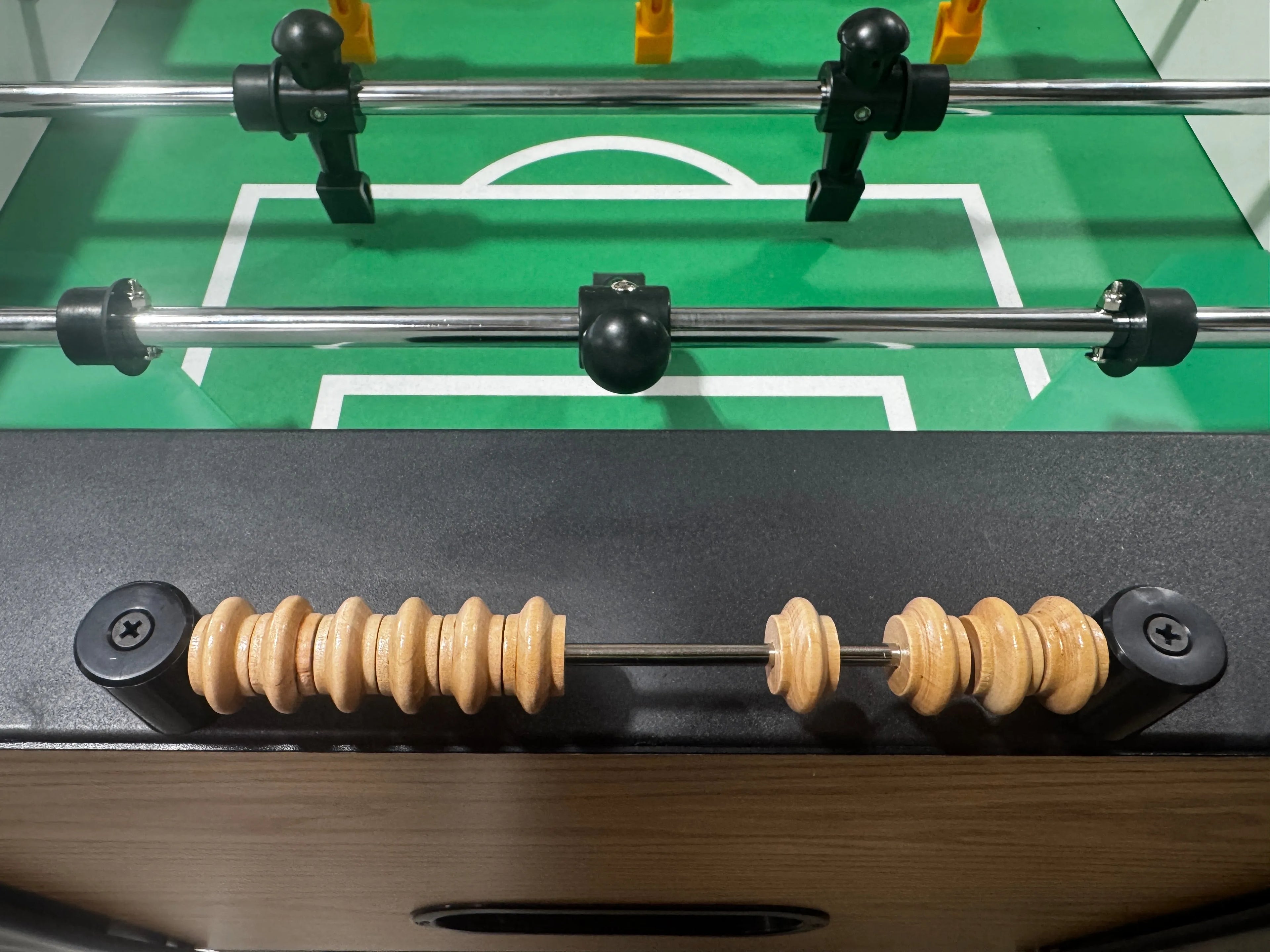 5 ft. Foosball Table - Comes with 3 Foosballs