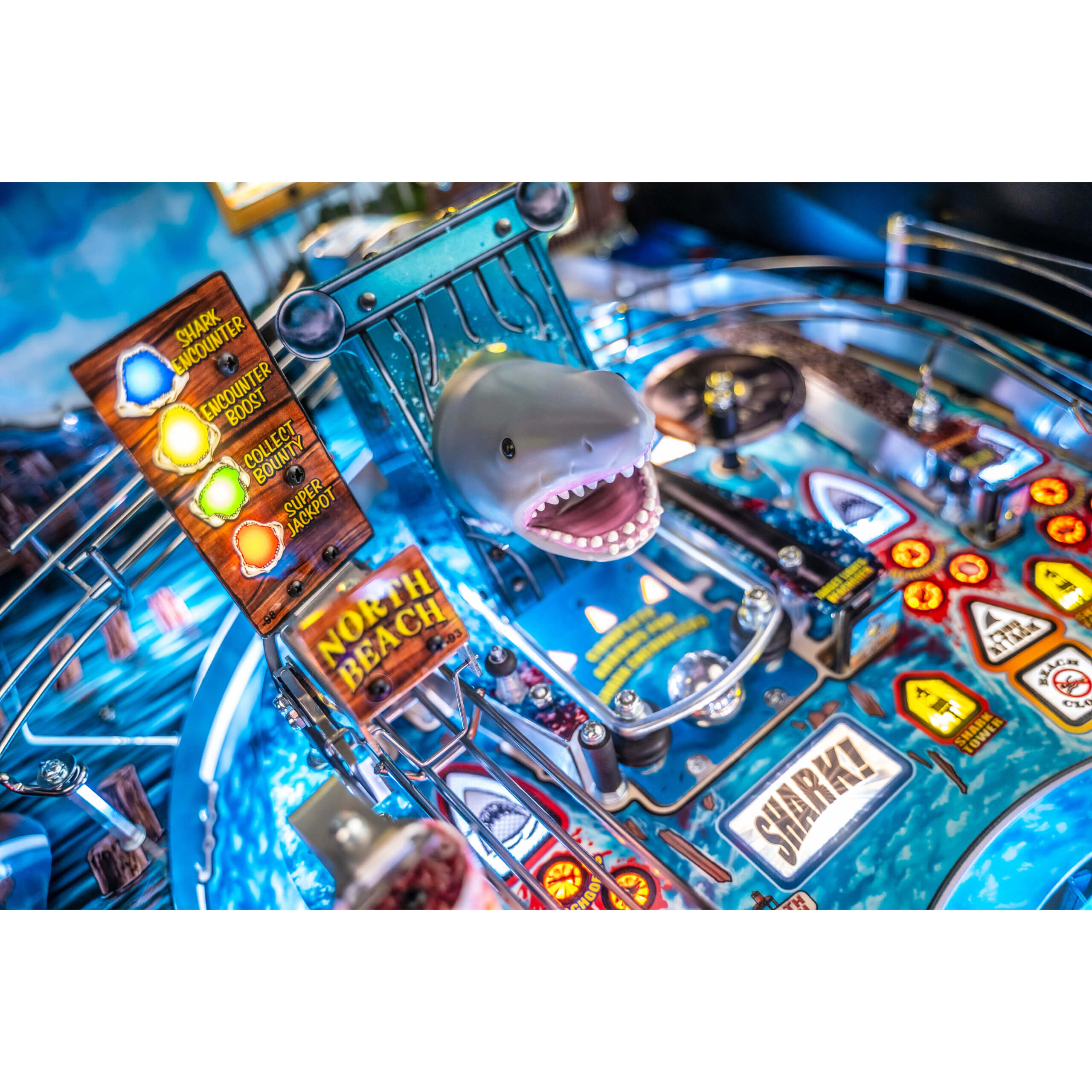 Pro Jaws Pinball Table by Stern Pinball